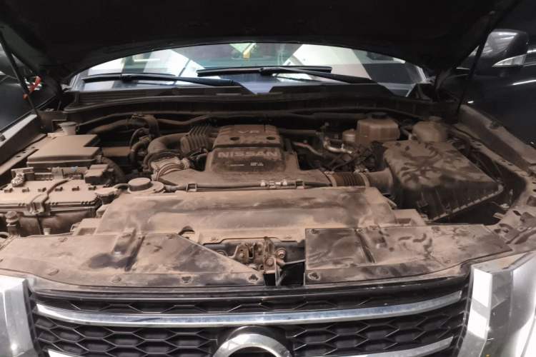 Used Nissan Patrol  Engine Bay