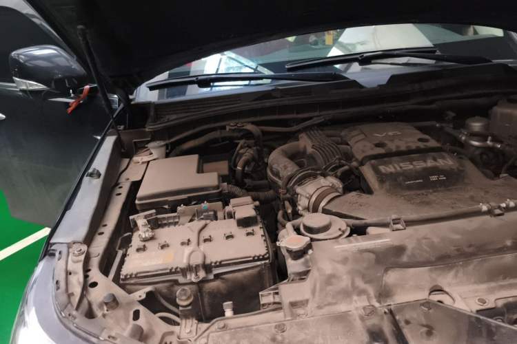 Used Nissan Patrol  Engine Bay Right