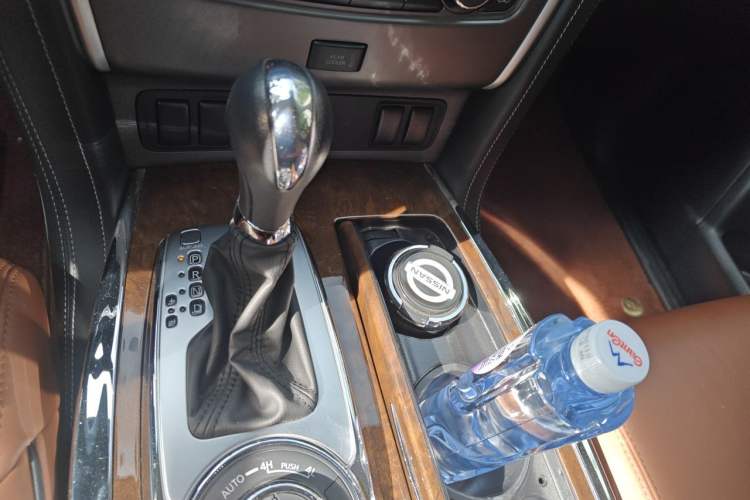 Used Nissan Patrol  Gear Lever