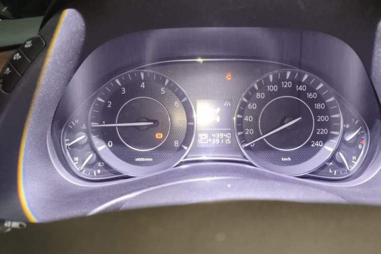 Used Nissan Patrol  Instrument Cluster