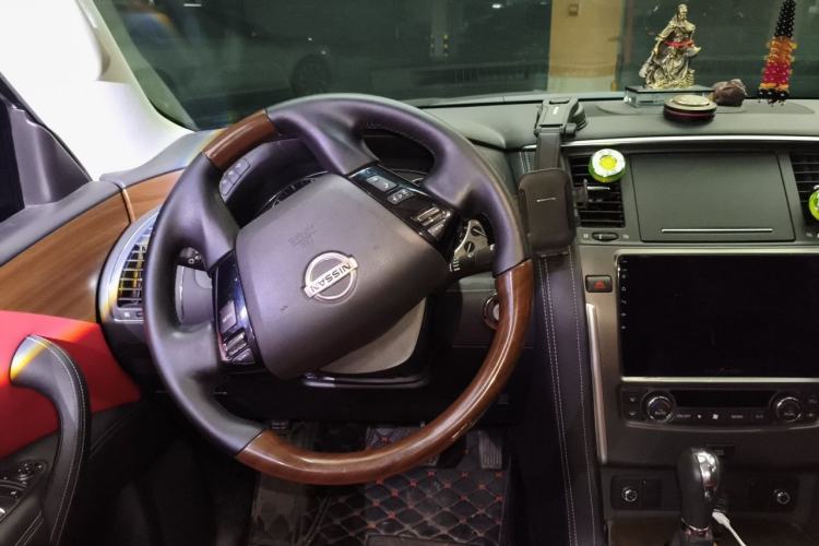 Used Nissan Patrol  Steering Wheel