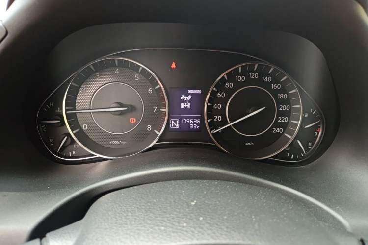 Used Nissan Patrol  Odometer Close Up