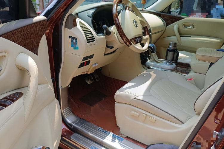 Used Nissan Patrol  Driver Seat