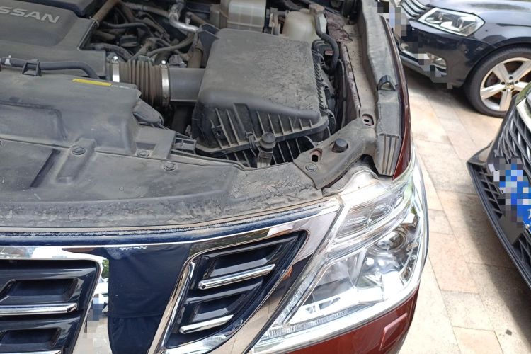 Used Nissan Patrol  Engine Bay Left