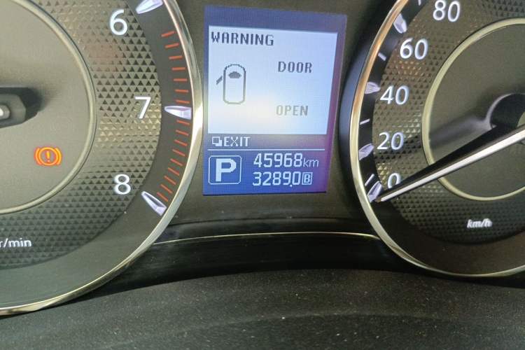 Used Nissan Patrol  Odometer Close Up