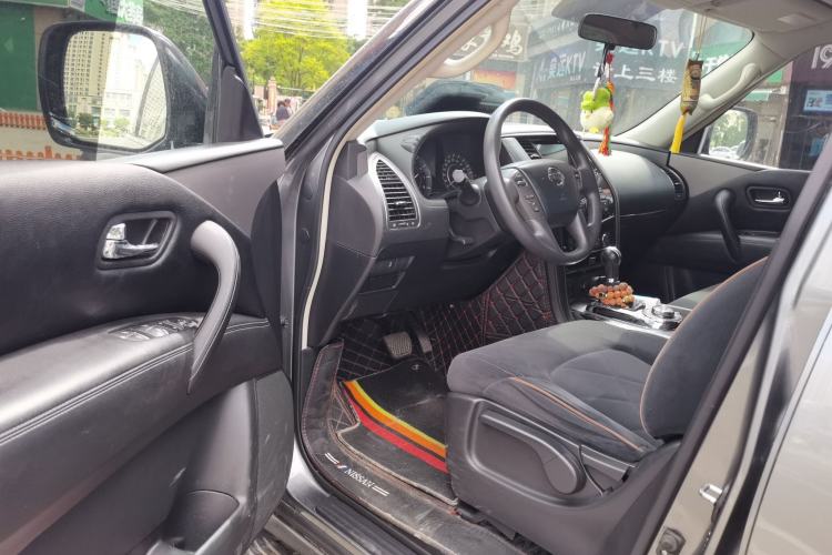 Used Nissan Patrol  Driver Seat