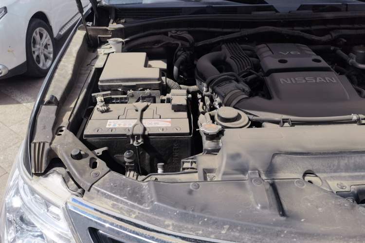 Used Nissan Patrol  Engine Bay Right