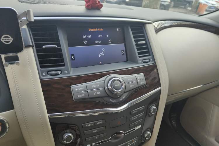 Used Nissan Patrol 2019 Y62 4.0L SE-T2 Middle East Audio And AC Panel