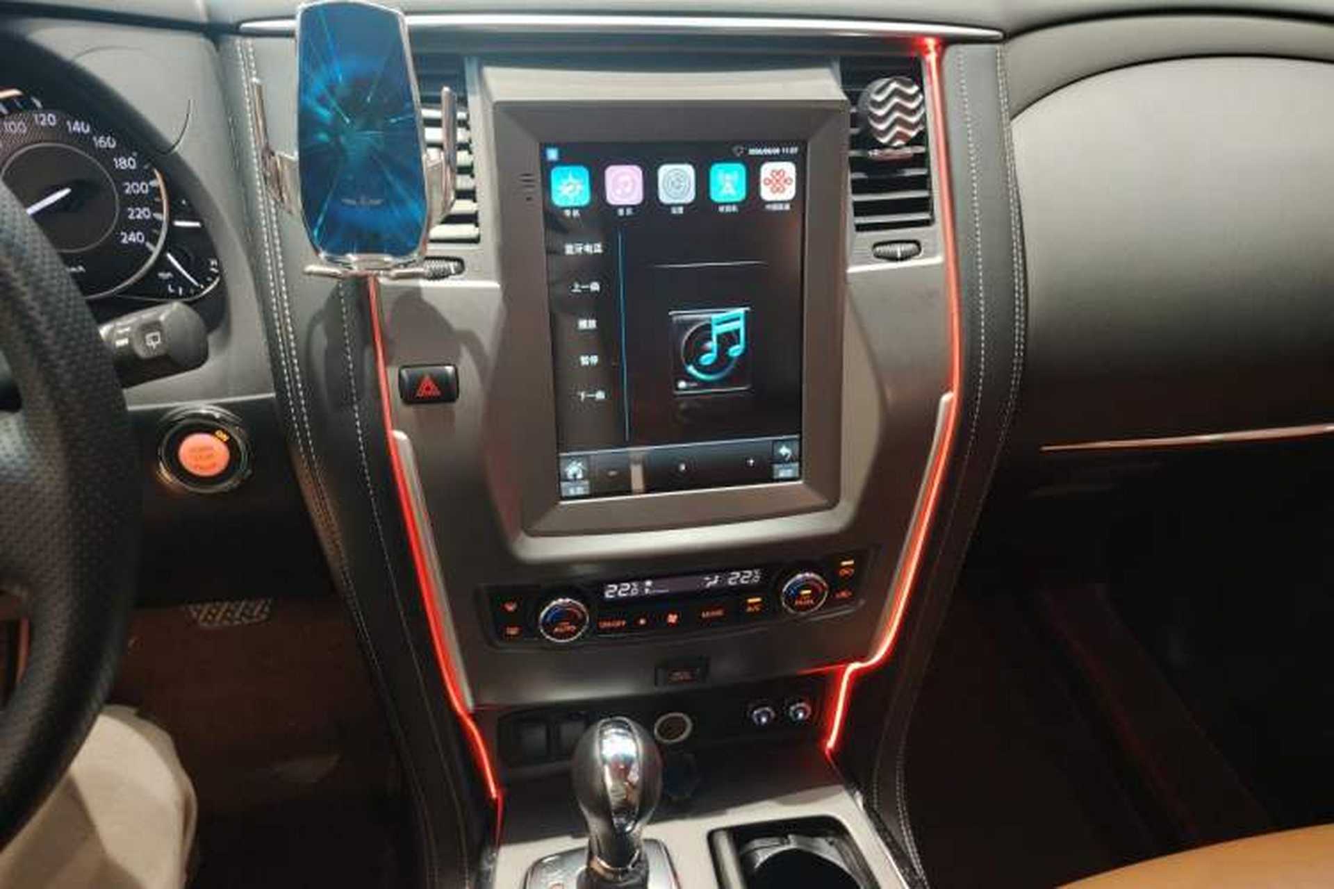 Used Nissan Patrol  Audio And AC Panel
