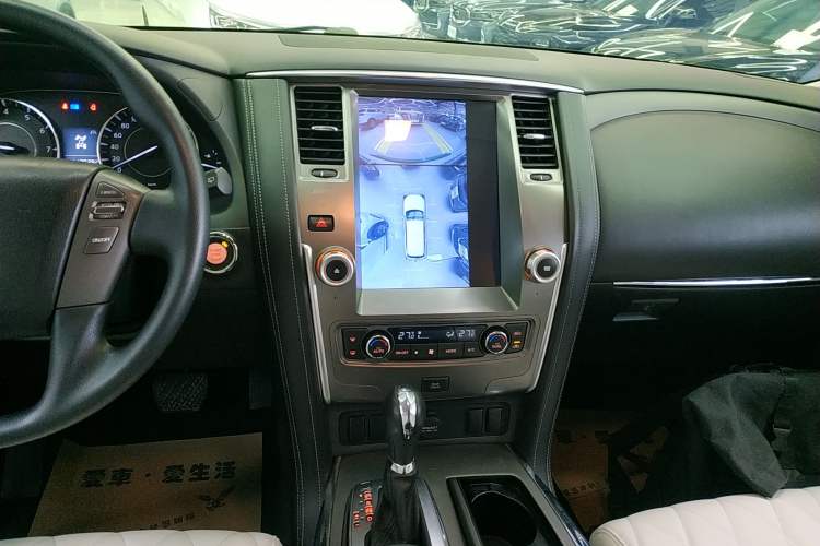 Used Nissan Patrol 2019 Y62 4.0L SE-T1 Middle East Audio And AC Panel