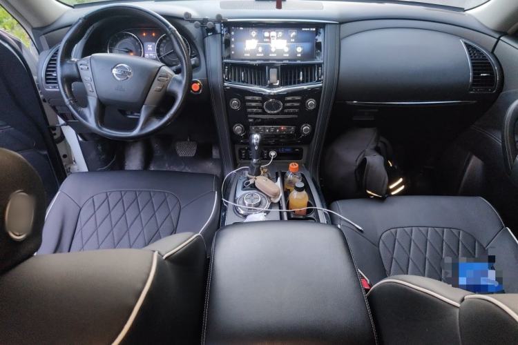 Used Nissan Patrol  Center Console
