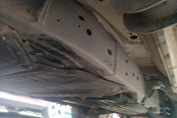 Used Nissan Patrol 2019 Y62 4.0L SE-T1 Middle East Chassis Front Left