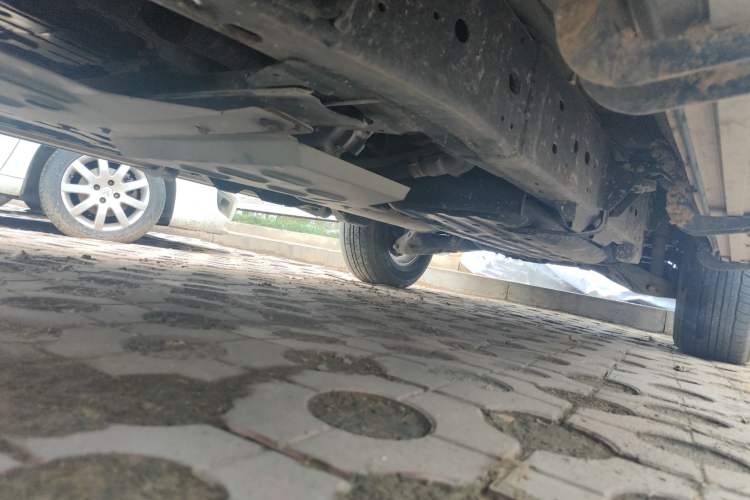 Used Nissan Patrol 2019 Y62 4.0L SE-T2 Middle East Chassis Front Left