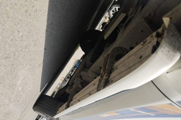 Used Nissan Patrol 2019 Y62 4.0L SE-T1 Middle East Chassis Front Left