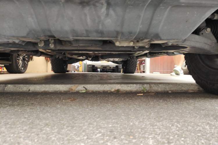 Used Nissan Patrol 2019 Y62 4.0L SE-T1 Middle East Chassis Front