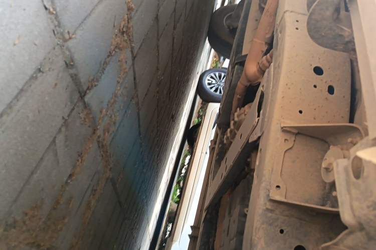 Used Nissan Patrol  Chassis Front Right