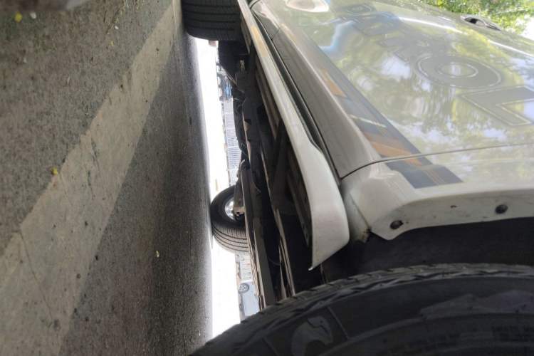 Used Nissan Patrol 2019 Y62 4.0L SE-T1 Middle East Chassis Front Right