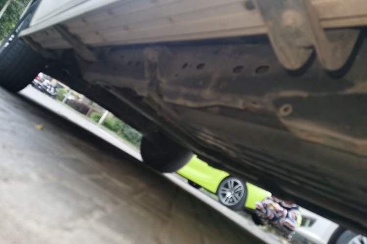 Used Nissan Patrol 2019 Y62 4.0L SE-T1 Middle East Chassis Rear Left