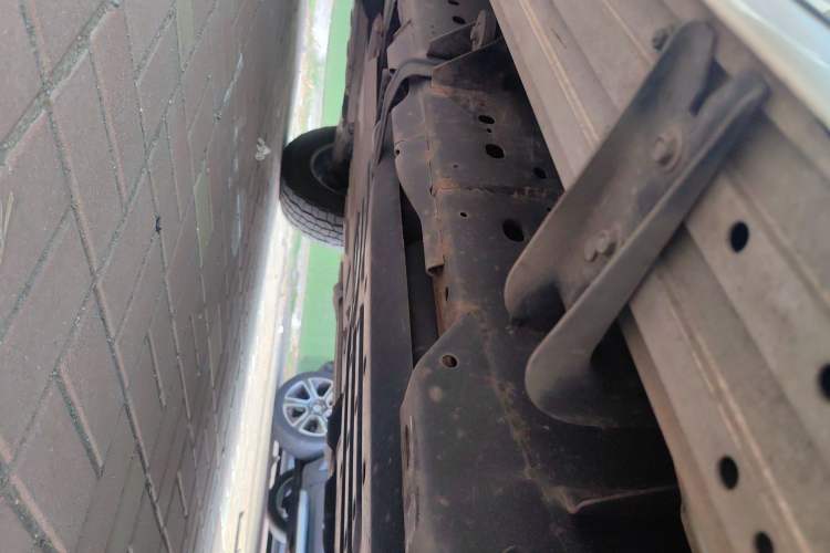Used Nissan Patrol 2019 Y62 4.0L SE-T1 Middle East Chassis Rear Left