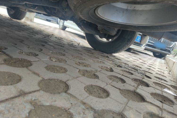 Used Nissan Patrol 2019 Y62 4.0L SE-T2 Middle East Chassis Rear Left