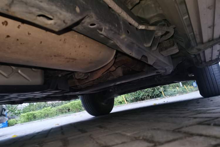 Used Nissan Patrol 2019 Y62 4.0L SE-T1 Middle East Chassis Rear Right