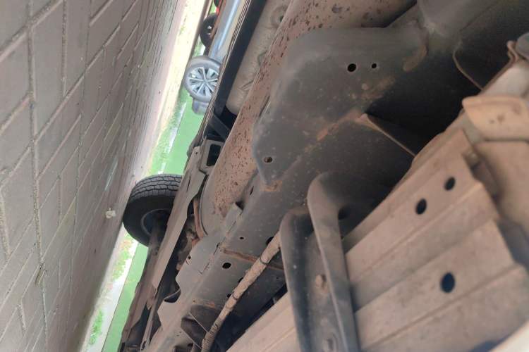 Used Nissan Patrol 2019 Y62 4.0L SE-T1 Middle East Chassis Rear Right