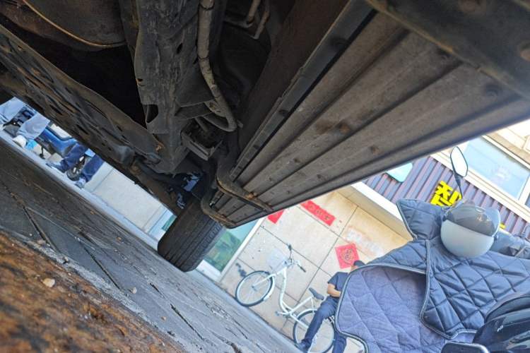 Used Nissan Patrol  Chassis Rear Right