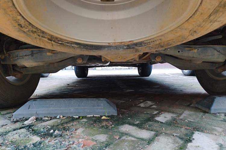 Used Nissan Patrol 2019 Y62 4.0L SE-T1 Middle East Chassis Rear