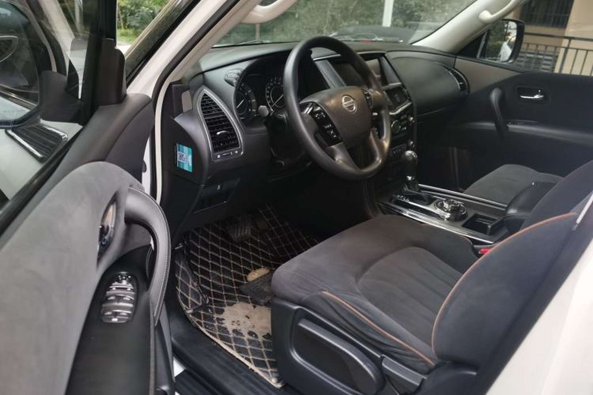 Used Nissan Patrol 2019 Y62 4.0L SE-T1 Middle East Driver Seat