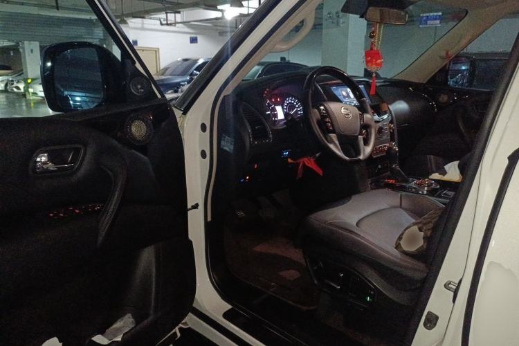 Used Nissan Patrol  Driver Seat