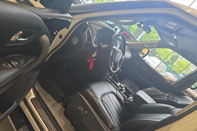 Used Nissan Patrol 2019 Y62 4.0L SE-T1 Middle East Driver Seat