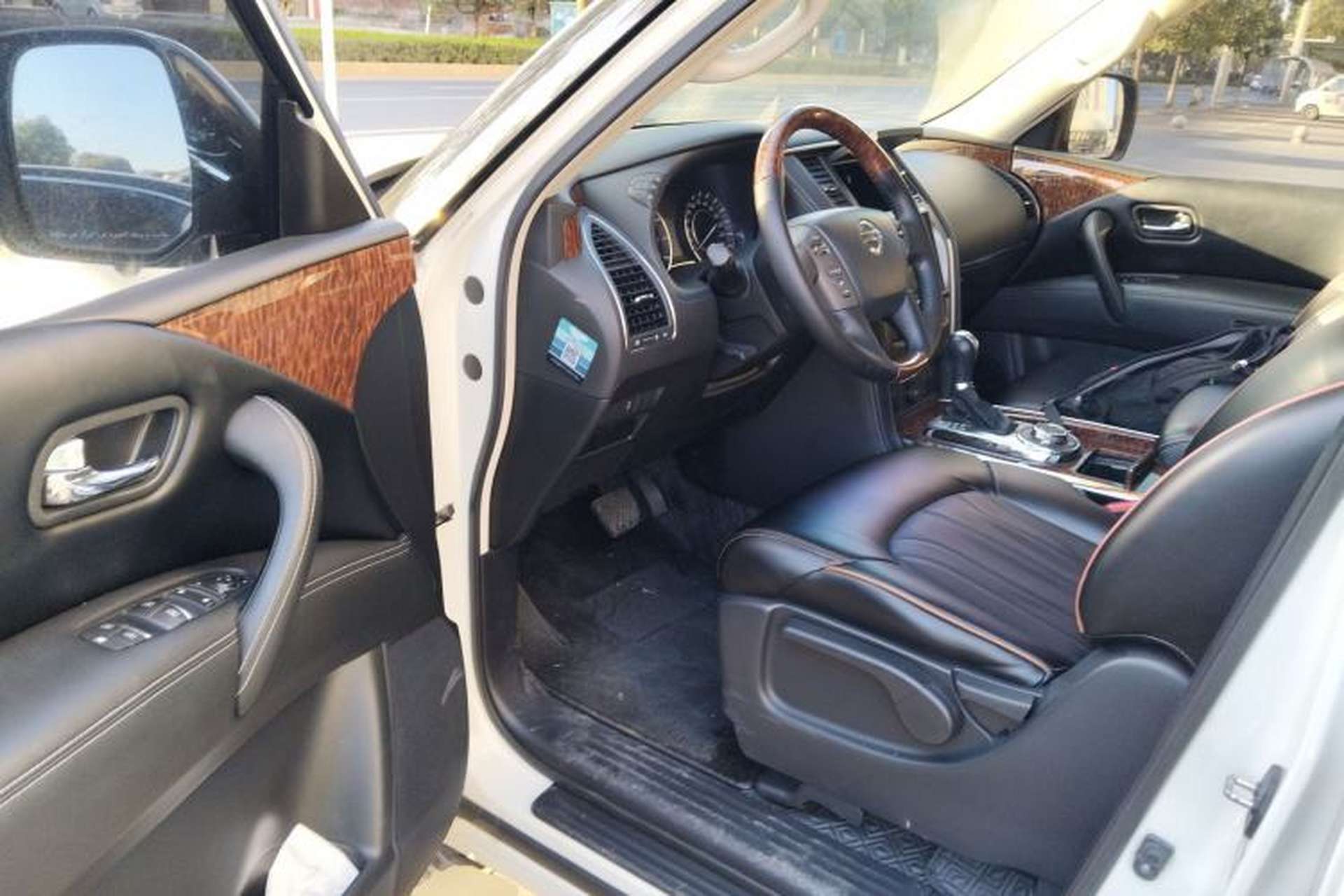 Used Nissan Patrol 2019 Y62 4.0L SE-T1 Middle East Driver Seat