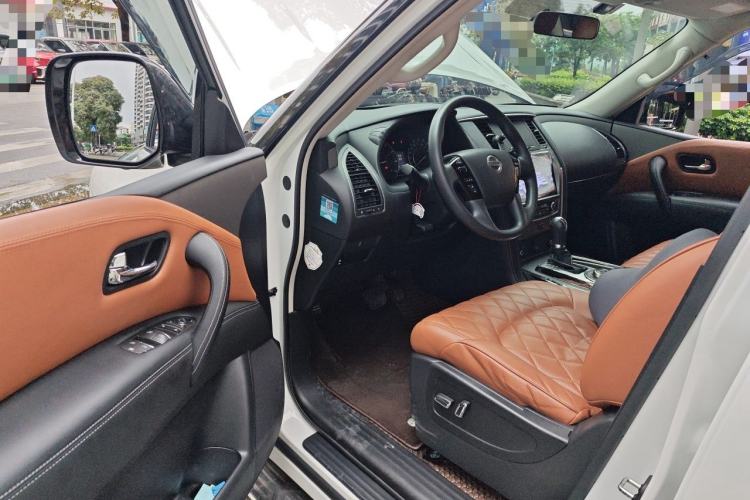 Used Nissan Patrol  Driver Seat