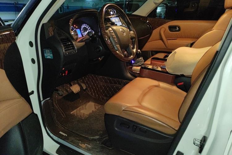 Used Nissan Patrol  Driver Seat