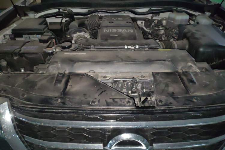 Used Nissan Patrol  Engine Bay