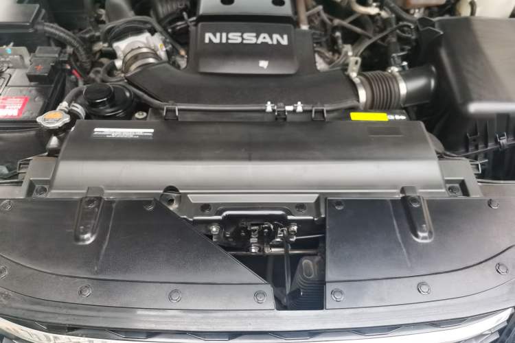 Used Nissan Patrol 2019 Y62 4.0L SE-T1 Middle East Engine Bay