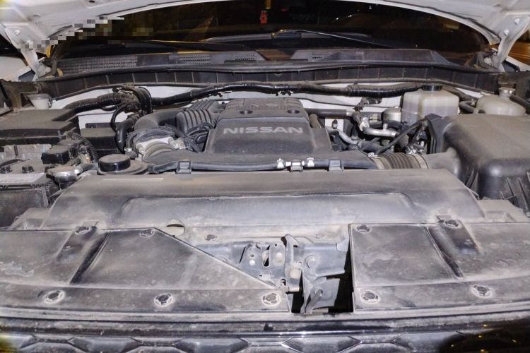 Used Nissan Patrol  Engine Bay