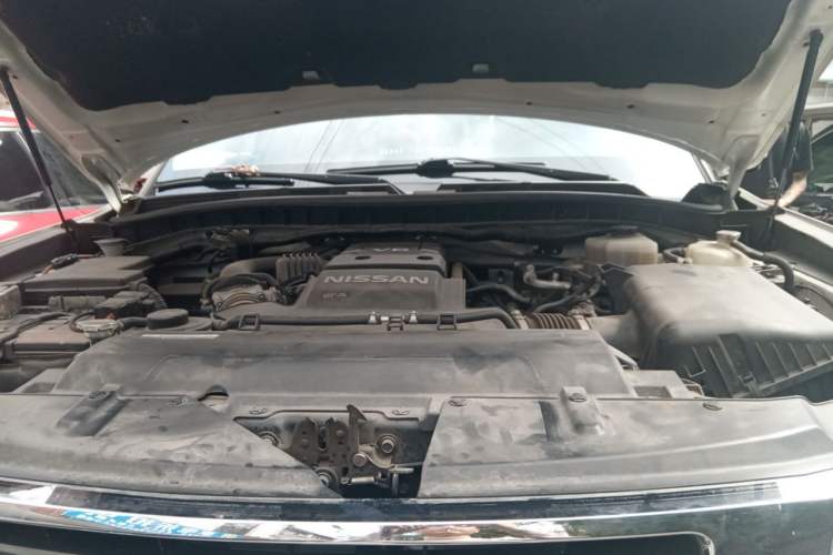 Used Nissan Patrol 2019 Y62 4.0L SE-T1 Middle East Engine Bay