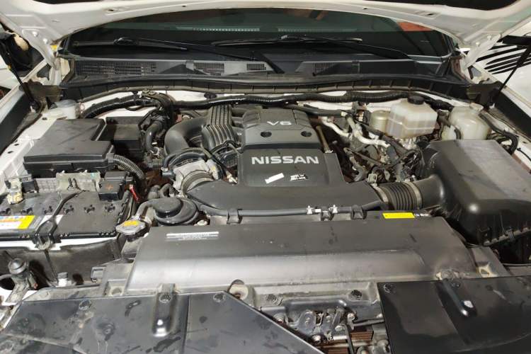 Used Nissan Patrol 2019 Y62 4.0L SE-T1 Middle East Engine Bay