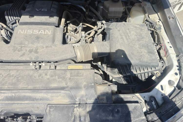 Used Nissan Patrol  Engine Bay Left