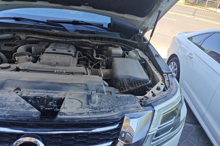 Used Nissan Patrol  Engine Bay Left