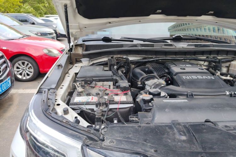 Used Nissan Patrol  Engine Bay Right