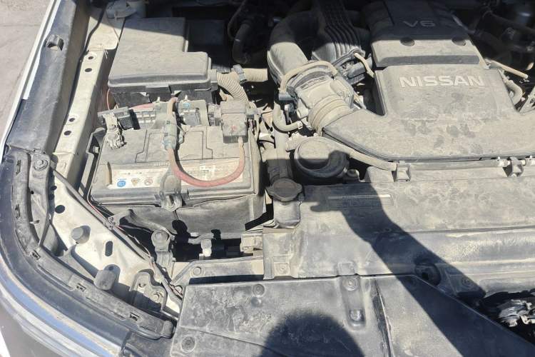 Used Nissan Patrol  Engine Bay Right