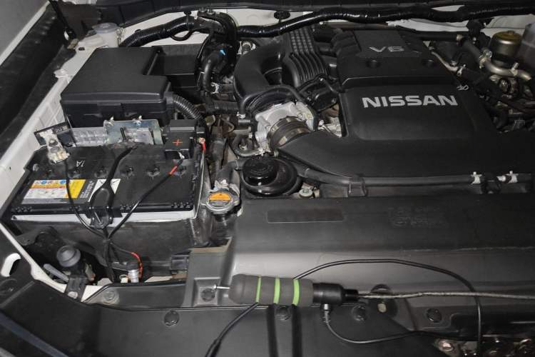 Used Nissan Patrol  Engine Bay Right