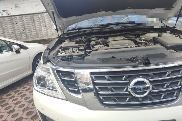 Used Nissan Patrol 2019 Y62 4.0L SE-T2 Middle East Engine Bay Right