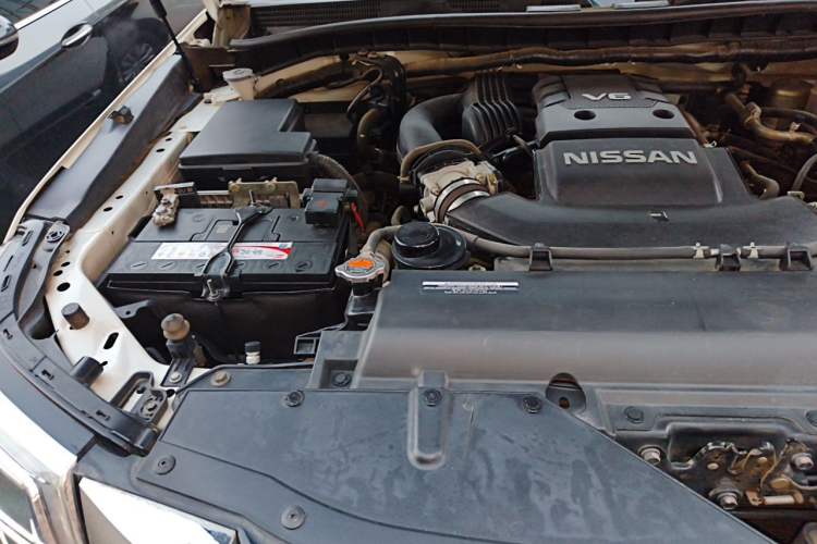 Used Nissan Patrol 2019 Y62 4.0L SE-T1 Middle East Engine Bay Right