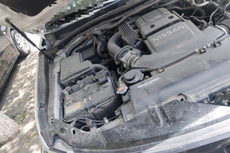 Used Nissan Patrol 2019 Y62 4.0L SE-T1 Middle East Engine Bay Right