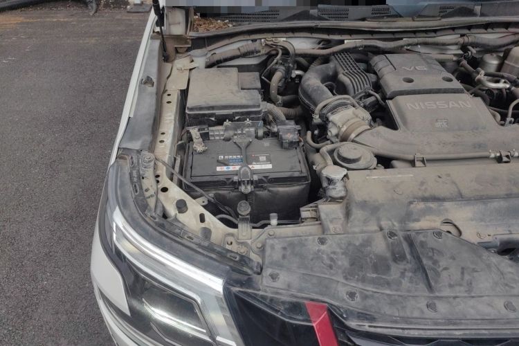 Used Nissan Patrol  Engine Bay Right