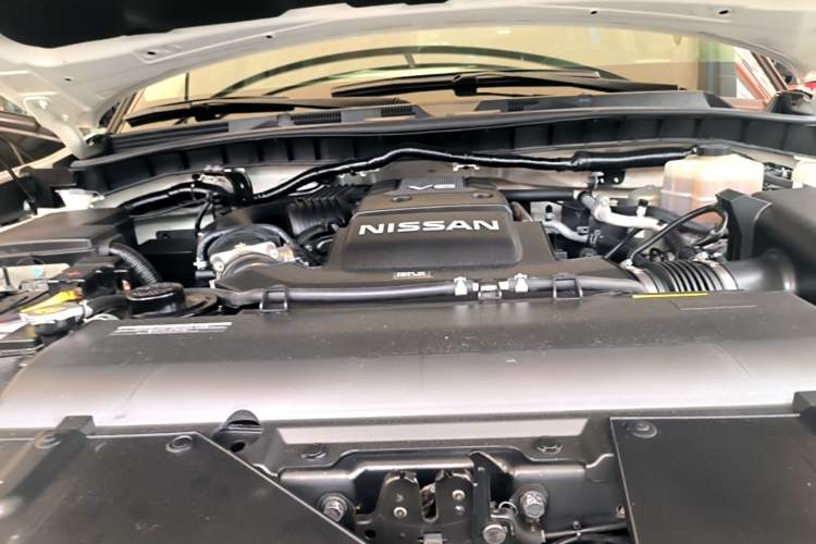 Used Nissan Patrol 2019 Y62 4.0L SE-T1 Middle East Engine Bay