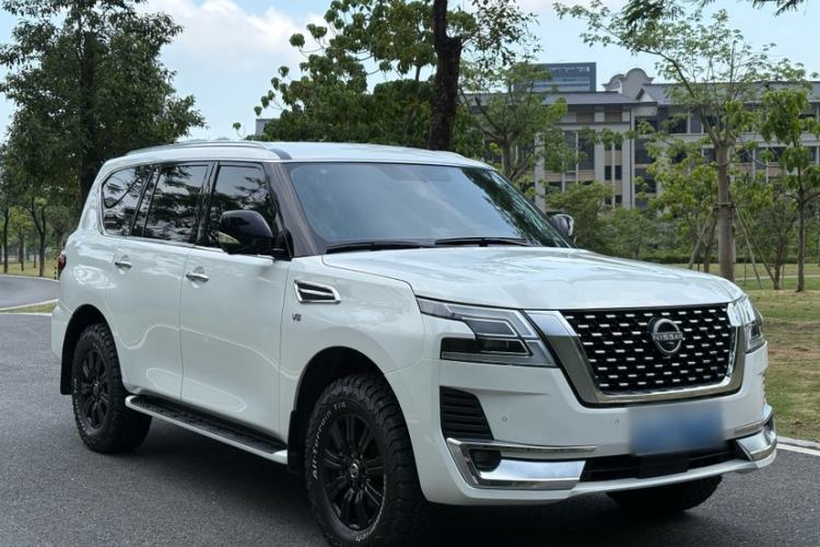 Used Nissan Patrol 2019 Y62 4.0L SE-T1 Middle East Exterior 3